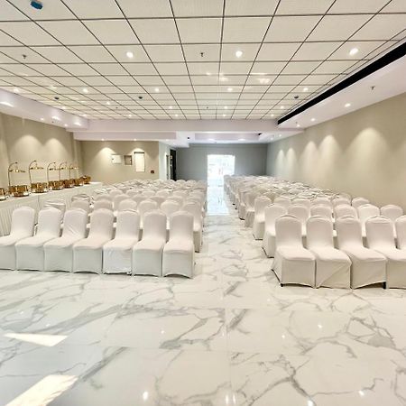 The Beacon Hotel Визакхапатнам Екстериор снимка